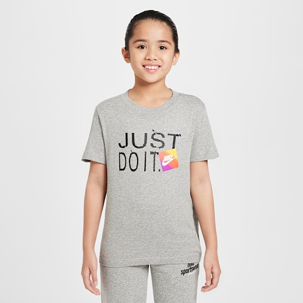 Kids Clothing. Nike